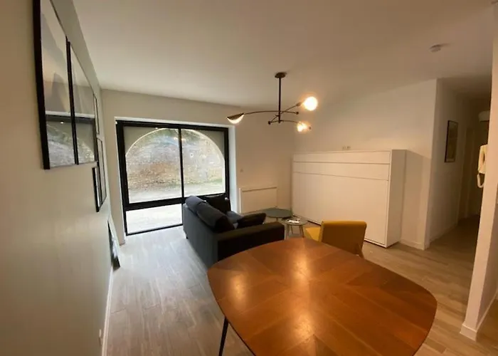 Le Celeste: Hypercentre, Quiet And Parking Apartment